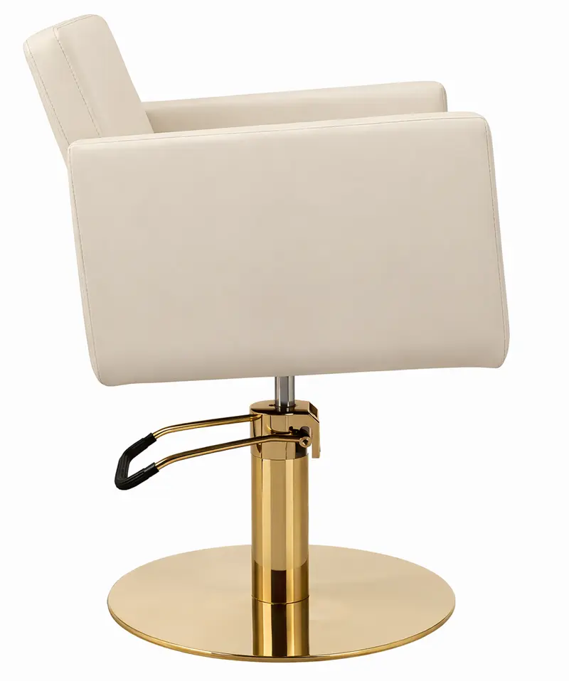 Braid Fauteuil coiffure couleur creme.webp